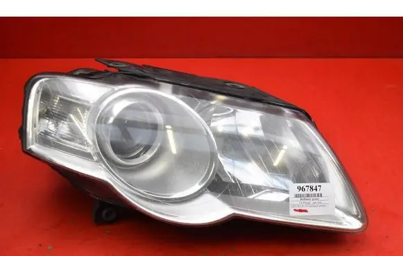 Volkswagen PASSAT B6 Headlight/headlamp 3C0941006S