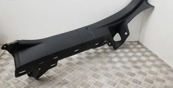 Skoda Yeti (5L) Rear seat side bottom trim 5L0867765B