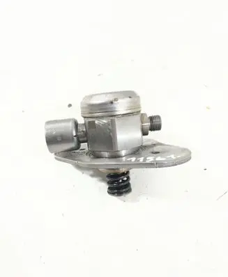 BMW 3 E90 E91 Fuel injection high pressure pump 7562473