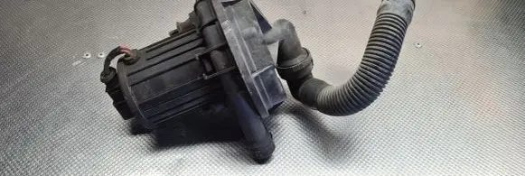 Volkswagen Golf IV Secondary air pump 06A959253B