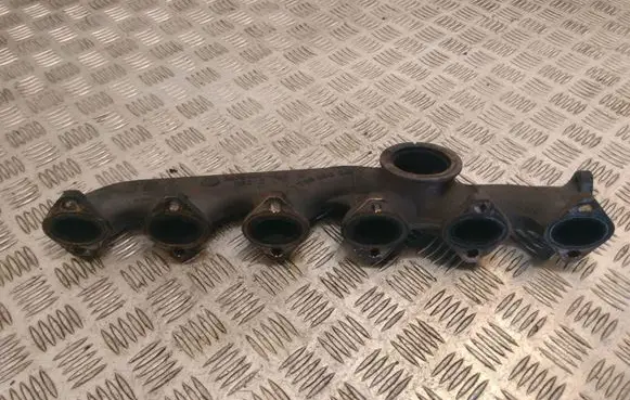 BMW 3 E92 E93 Exhaust manifold 7796886