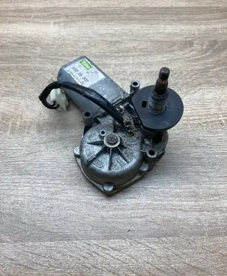 Renault Scenic I Rear window wiper motor 53008302