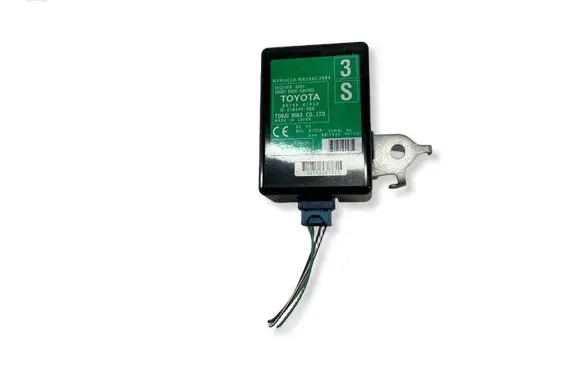 Toyota Prius (XW30) Door central lock control unit/module 8974047030