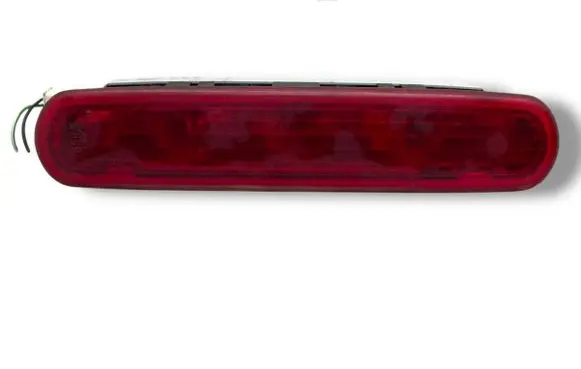 Fiat Doblo Third/center stoplight S302 0037