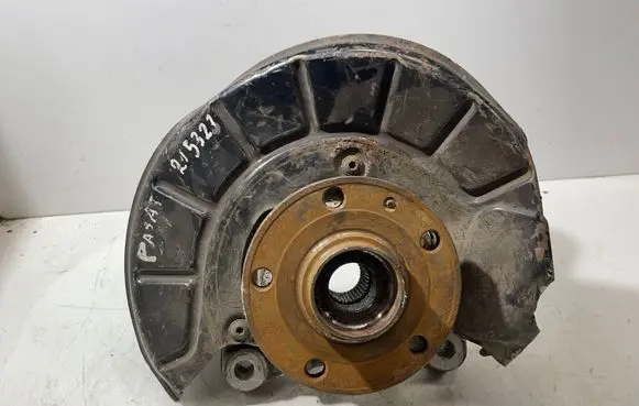 Volkswagen PASSAT B6 Front wheel hub