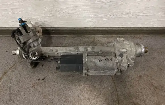 BMW 3 F30 F35 F31 Steering rack 6881280