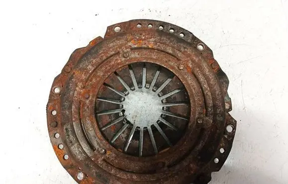 Opel Corsa B Pressure plate 