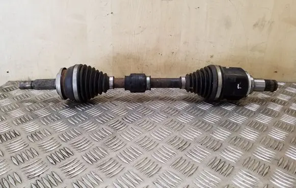 Lexus CT 200H Front driveshaft