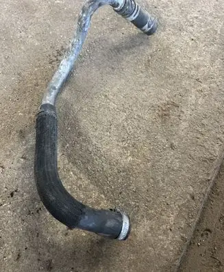 Peugeot 607 Engine coolant pipe/hose