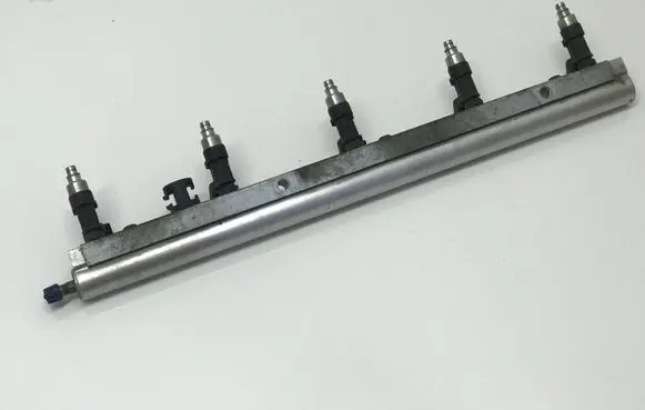 Volvo V50 Fuel injectors set 8653891 0280158096