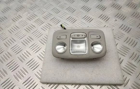 Peugeot Traveller Front seat light 96781444Bj