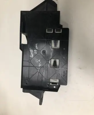 Audi Q5 SQ5 Sound amplifier holder/bracket 8R0035464