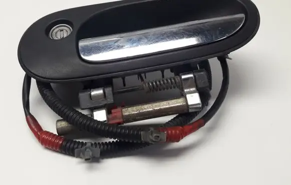Nissan Almera Front door exterior handle 830613