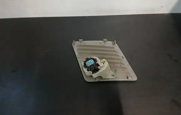 Volvo XC90 Parcel shelf speaker 30745936