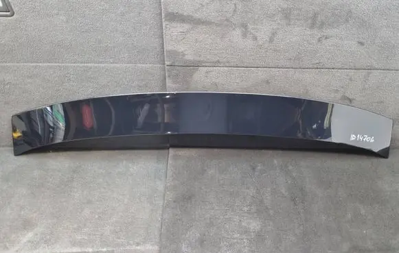 Tailgate/trunk spoiler