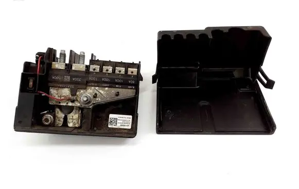 Opel Insignia B Positive cable (battery) 33311586 84068679