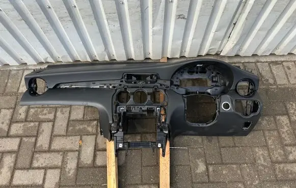 Mercedes-Benz GLC X253 C253 Dashboard A2536800187