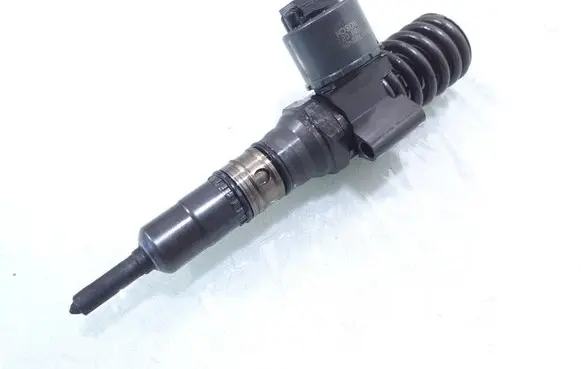 Skoda Octavia Mk2 (1Z) Fuel injector 0414720404 03G130073G