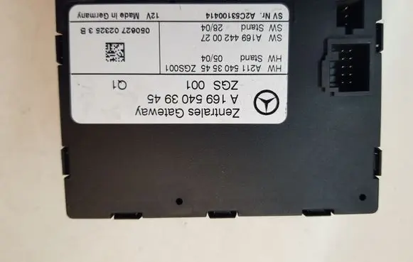 Mercedes-Benz B W245 Gateway control module A1695403945