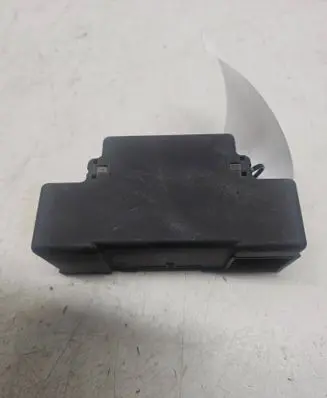 Opel Astra H Fuse box cover 13129783