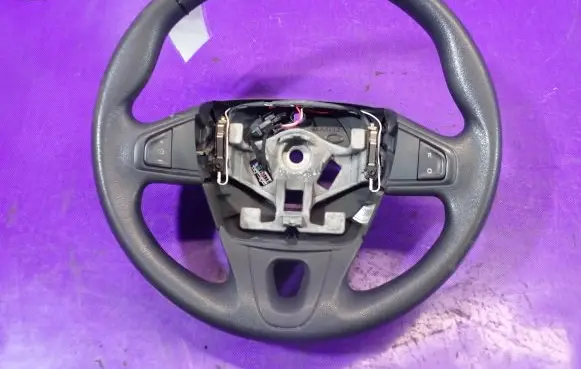 Renault Fluence Steering wheel 484300019R