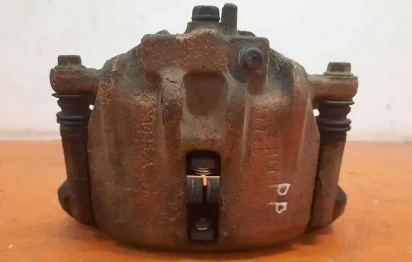 Honda Civic Front brake caliper