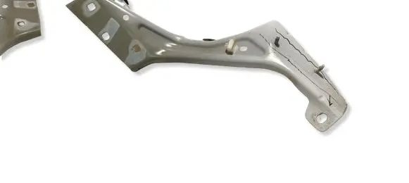 Renault Kangoo III Fender mounting bracket 620438763R
