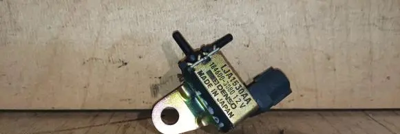 Jaguar XK8 - XKR Valve vacuum LJA1530AA 1846003080 DENSO