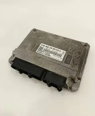 Skoda Fabia Mk2 (5J) Engine control unit/module 03E906023B 5WP4080804