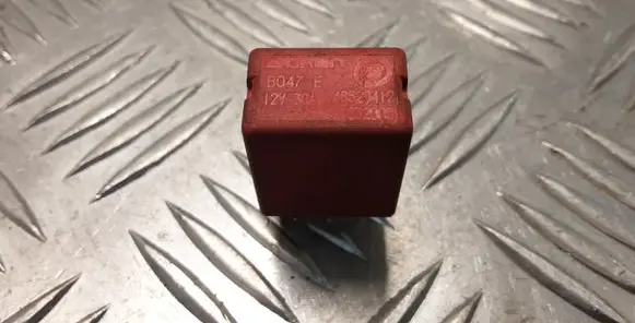 Alfa Romeo 147 Other relay 46520412