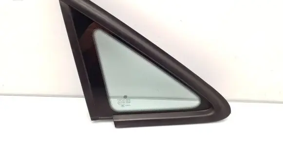 Volkswagen Touran II Front triangle window/glass 1T0845412 1T0845412B AS2