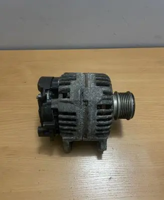 Volkswagen Crafter Generator/alternator 06F903023D 0124325130
