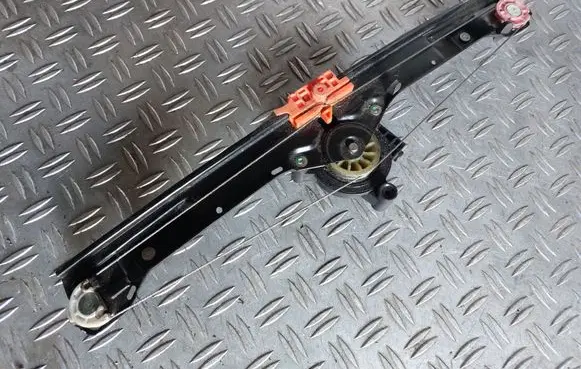 Fiat Punto (188) Front door electric window regulator 207C441