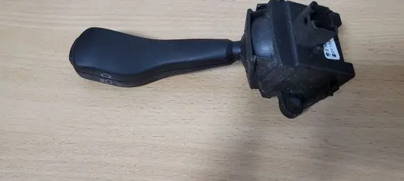 BMW 3 E46 Indicator stalk 8363668