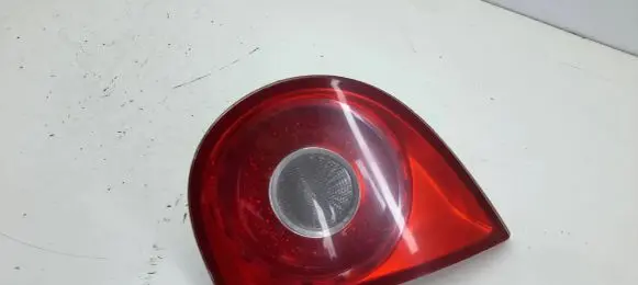 Volkswagen Golf V Tailgate rear/tail lights 1K6945094E