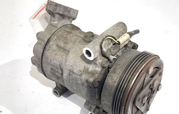 Renault Thalia II Air conditioning (A/C) compressor (pump) 8200840770
