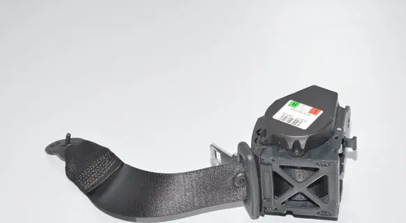 BMW M4 F82 F83 Rear seatbelt 7243309