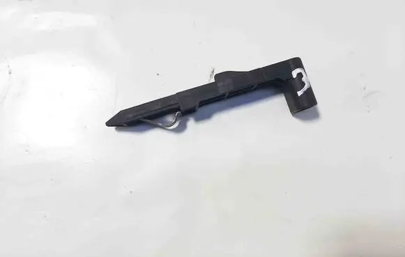 Volvo XC60 Headlight/headlamp mounting bracket 30763155