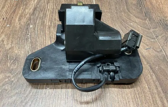 Mercedes-Benz SL AMG R129 Tailgate/trunk/boot lock/catch/latch 1298201810 A1298201810 A1297500384