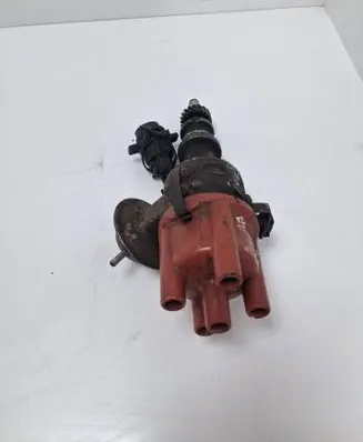 Ford Sierra Spark distributor cap 1235522056