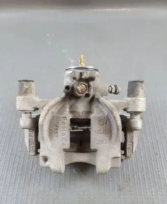 Rear brake caliper
