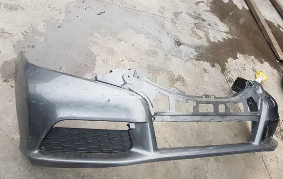 Honda Civic IX Front bumper