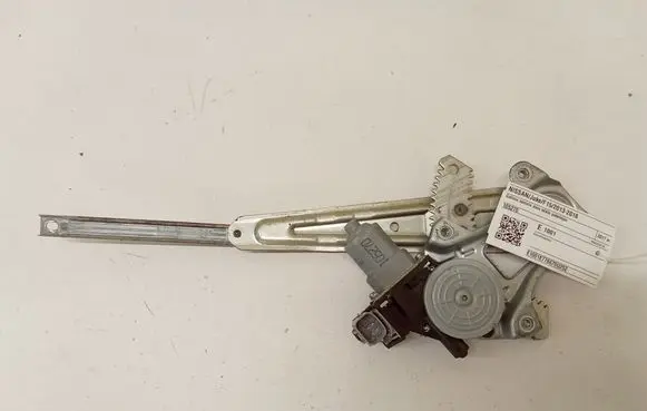 Nissan Juke I F15 Rear window lifting mechanism without motor 105270