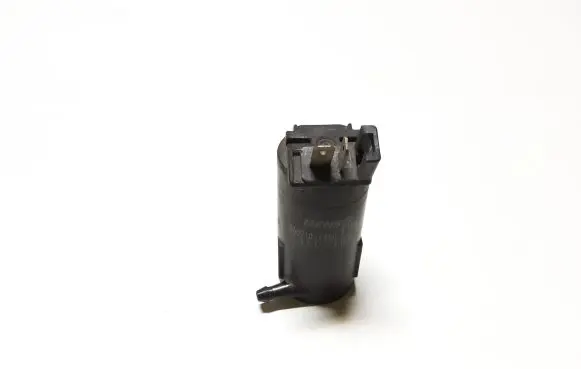Suzuki XL7 I Windscreen/windshield washer pump 0602101480
