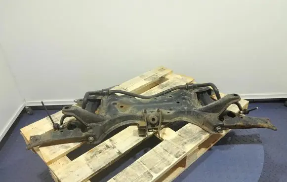 Toyota Prius (NHW20) Front subframe