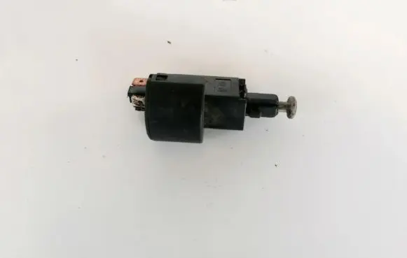 Opel Zafira A Brake pedal sensor switch 09132299 09175172