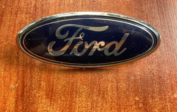 Ford Kuga II Manufacturer badge logo/emblem CJ54402A16AB
