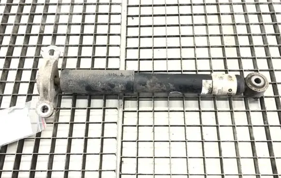 Chrysler Pacifica Rear shock absorber/damper P68231971AH
