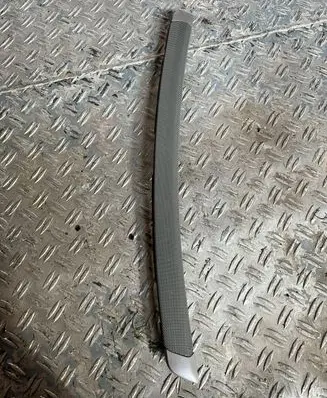 Volvo XC70 Dash center air vent grill 2612397