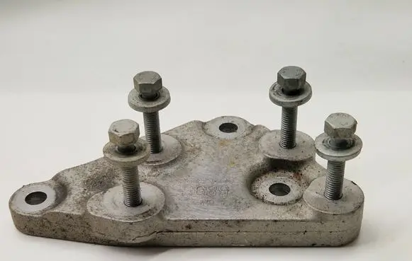 Buick Encore I Gearbox mounting bracket 95265893